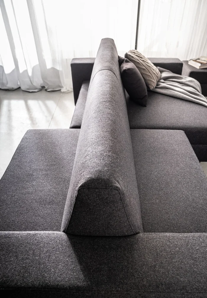  Szara sofa Slide